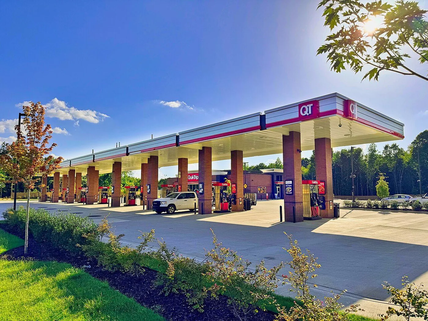 QuikTrip fuel canopy and convenience store